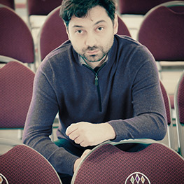 Picture of artistic director of Arlekin Players Theatre Igor Golyak.